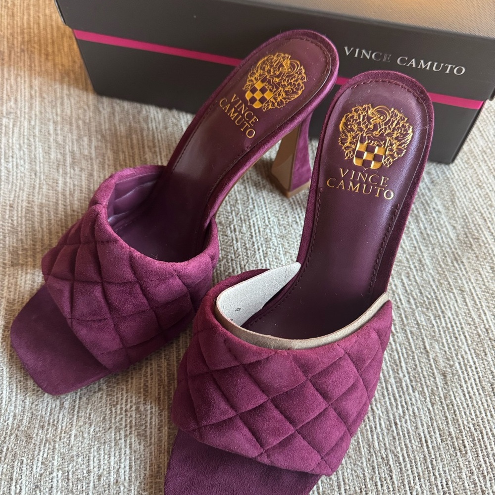 Vince Camuto Women's Quilted Burgundy Heels - Size 8
